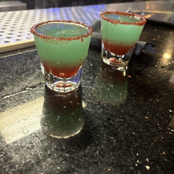 Eclipse Azul Kitchen & Lounge - Lounges Near Me - Bakersfield, California