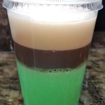 Thanh Son Tofu - A variation of Che Ba Mau, 3-color dessert, gelatin style - Vietnamese Near Me - Seattle, Washington