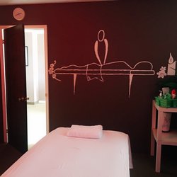 Big Health Asian Massage - Massage Room  Waiting for the treatment YAY