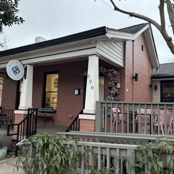 Neighborlily - Outside - Coffee & Tea Near Me - Nashville, Tennessee Neighborlily - Outside - Coffee & Tea Near Me - Nashville, Tennessee