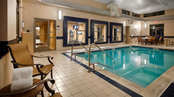 Best Western Plus University Park Inn & Suites by null