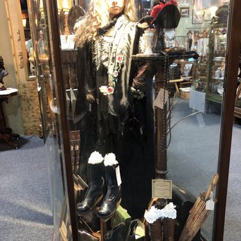 Cooper Street Antique Mall - Antiques Near Me - Arlington, Texas Cooper Street Antique Mall - Antiques Near Me - Arlington, Texas