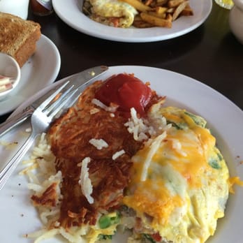 Rialto Cafe - Wilshire Omlet - Breakfast & Brunch Near Me - Fullerton, California Rialto Cafe - Wilshire Omlet - Breakfast & Brunch Near Me - Fullerton, California