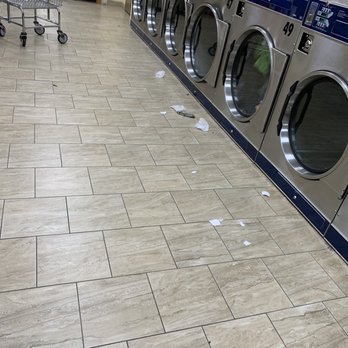 Cherry Street Washateria - Laundromat Near Me - Tomball, Texas