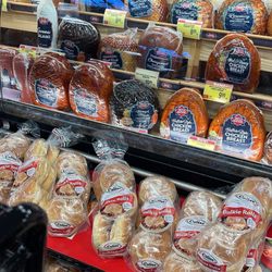 Shaw's - More deli