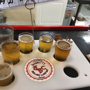 Bugnutty Brewing Company - Great flight offering: 6 5oz pours plus water & pretzels. Love that they include munchies. - Breweries Near Me - Cocoa, Florida Bugnutty Brewing Company - Great flight offering: 6 5oz pours plus water & pretzels. Love that they include munchies. - Breweries Near Me - Cocoa, Florida