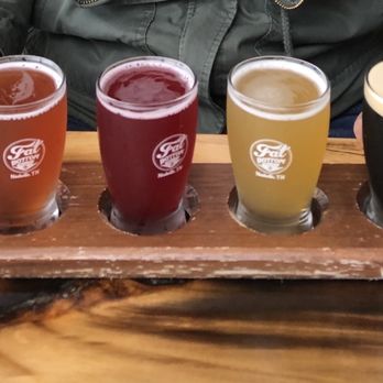 Fat Bottom Brewing - Beer flight! Sours and Bertha - Breweries Near Me - Nashville, Tennessee Fat Bottom Brewing - Beer flight! Sours and Bertha - Breweries Near Me - Nashville, Tennessee