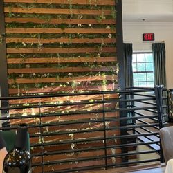 Sainte-George Restaurant - Faux plant wall