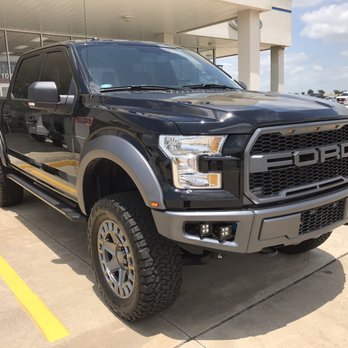 JR's Custom Auto Service - Tires Near Me - Irving, Texas JR's Custom Auto Service - Tires Near Me - Irving, Texas
