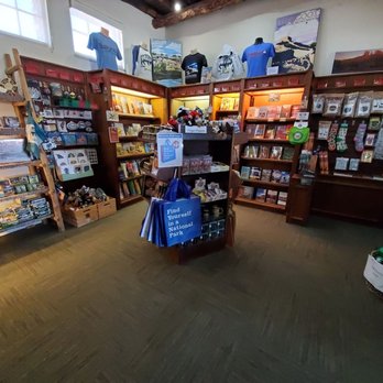 Tuzigoot National Monument - Gift shop - Landmarks & Historical Buildings Near Me - Clarkdale, Arizona Tuzigoot National Monument - Gift shop - Landmarks & Historical Buildings Near Me - Clarkdale, Arizona