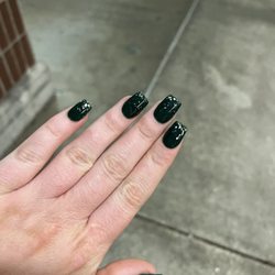 Lavish Nails