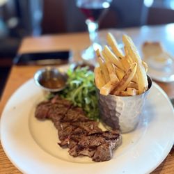 Moonraker Restaurant - Prime Steak-Frites
