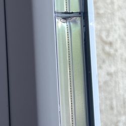 Agoura Sash & Door - This is a faulty seam by Anderson Windows your response that this acceptable is truly a disgrace.