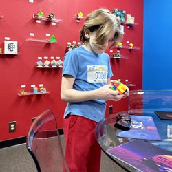 Speed Cube Shop - The cube solving room!