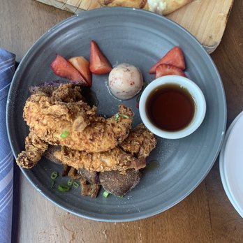 Monarch Ocean Pub - Fried Chicken Tenders and Hawaiian Donuts - Gastropubs Near Me - Del Mar, California