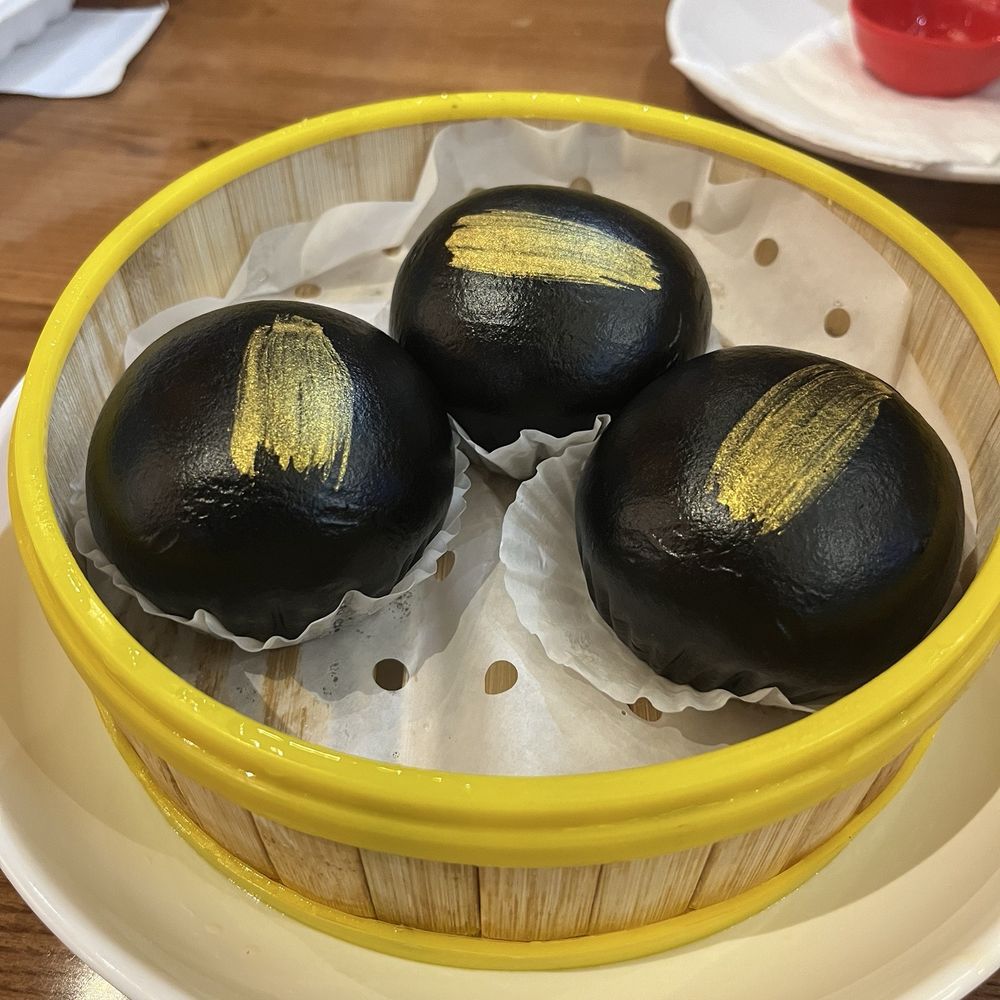 88 Bao Bao - Black & Gold Molten Lava Bun - Chinese Near Me - Manteca, California