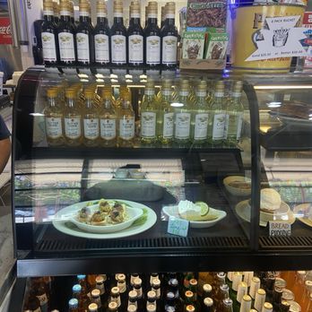 Flying Fish - assortment of drinks - Seafood Near Me - Arlington, Texas
