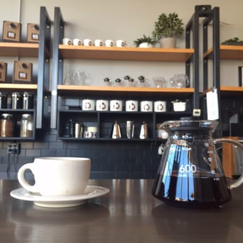 Big Shoulders Coffee - Cup of pour over, expertly brewed by the shop's owner in a Clever brewer. - Coffee Roasteries Near Me - Chicago, Illinois