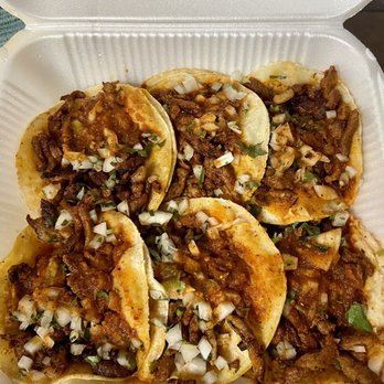 Taqueria El Tapatio No 2 - Taco Tuesday - 6 Tacos Al Pastor Para Llevar - Mexican Near Me - Oxnard, California Taqueria El Tapatio No 2 - Taco Tuesday - 6 Tacos Al Pastor Para Llevar - Mexican Near Me - Oxnard, California