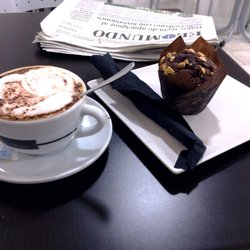 Pastís d'Or - Capuchino y magdalena