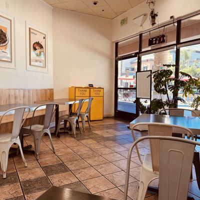 Manna Grill by null
