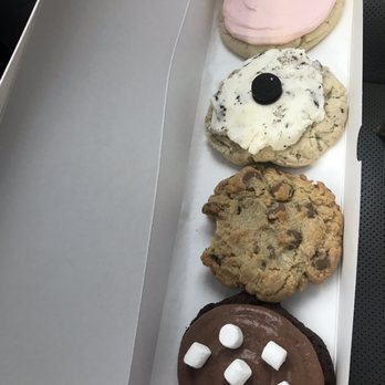 Crumbl - Morrisville - Bakeries Near Me - Morrisville, North Carolina Crumbl - Morrisville - Bakeries Near Me - Morrisville, North Carolina