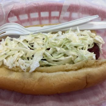 Mutt's on 13th - Slaw dog - Hot Dogs Near Me - St. Cloud, Florida