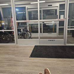 Kingston Pike VA Clinic - Waiting area