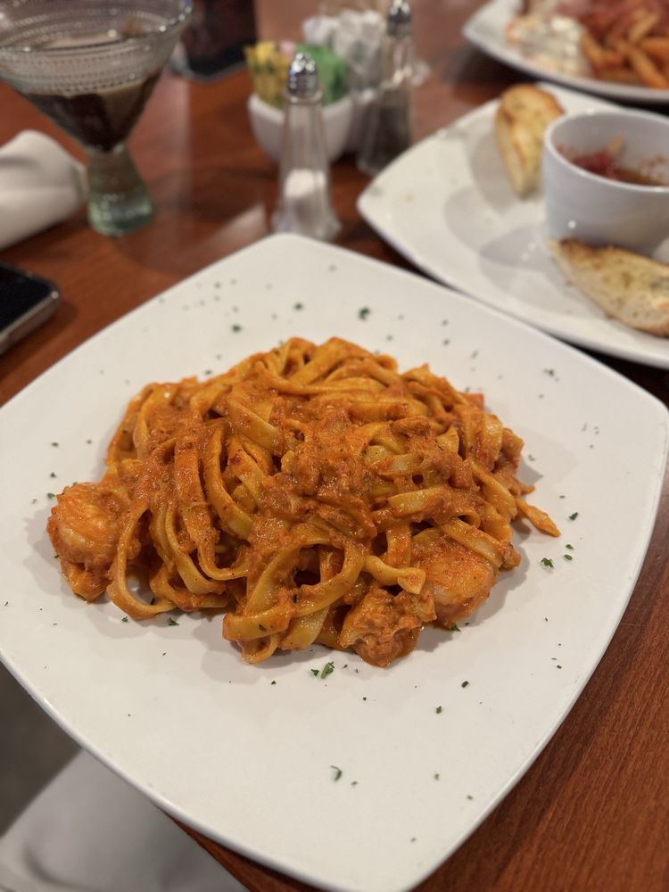 Giuseppe's Italian Restaurant Logo