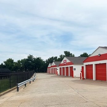 Public Storage - Self Storage Near Me - Oklahoma City, Oklahoma Public Storage - Self Storage Near Me - Oklahoma City, Oklahoma