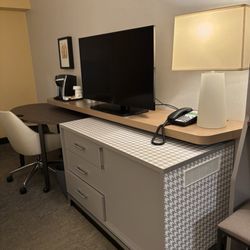 Holiday Inn East Windsor - Cranbury Area