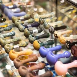 RIGS Smoke Shop