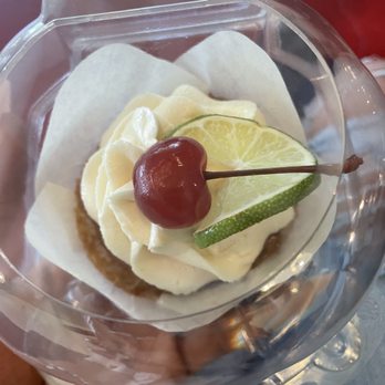 Pure Soul - Key lime Taylor Street Sweets Cupcake - Fast Food Near Me - Durham, North Carolina Pure Soul - Key lime Taylor Street Sweets Cupcake - Fast Food Near Me - Durham, North Carolina
