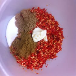 Suppengrün - Harissa Paste sorgt für Pepp in unserer Suppe!