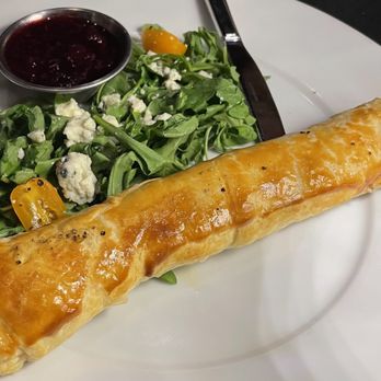 Vernon's Speakeasy - Baked Brie appetizer - Steakhouses Near Me - Los Ranchos, New Mexico