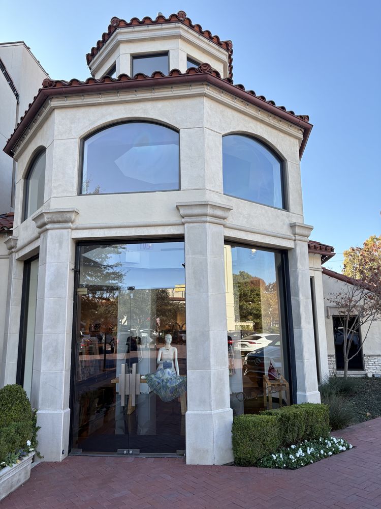 Oscar De La Renta Logo