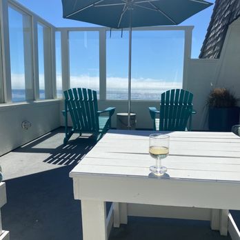 Cambria Beach Lodge - Hotels Near Me - Cambria, California