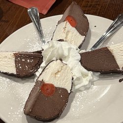 Vesuvio's Ristorante - Tartfo