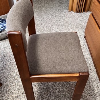 Leo's Upholstery - Furniture Reupholstery Near Me - San Leandro, California