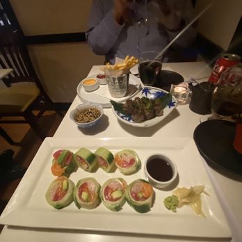 Samurai Sushi - Parmesan Fries / Beef rolls appetizers / Naruto Roll / Miso Seafood Ramen / Tonkotsu Ramen - Japanese Near Me - East Rutherford, New Jersey