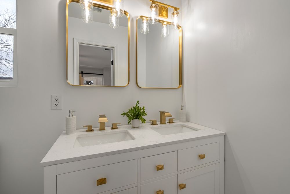 Slide of MACK Home Renovations