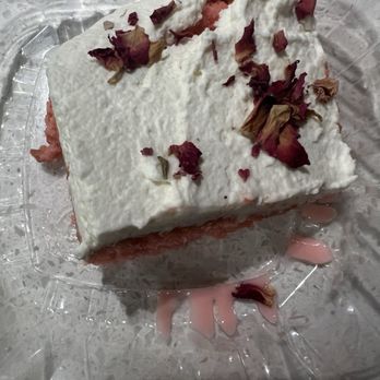 Moka & Co - Milk cake - Coffee & Tea Near Me - Wetherington, Ohio