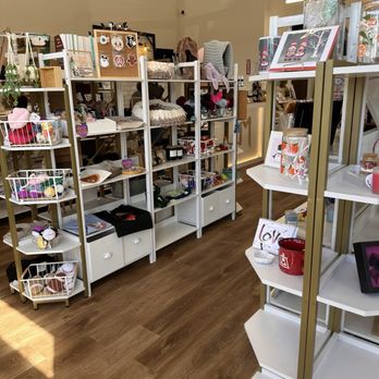 Muse Market - Accessories Near Me - Riverside, California Muse Market - Accessories Near Me - Riverside, California