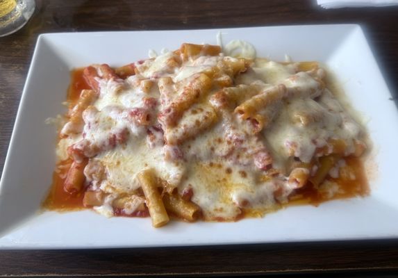 Amici's by null