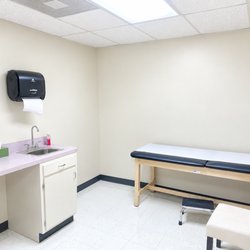 The Urgent Care - Harvey - Exam Room