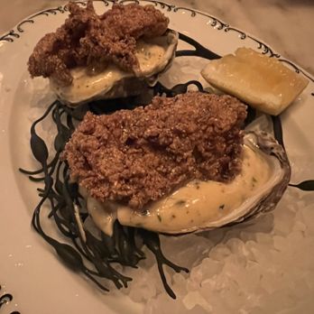 Loch Bar - Fried oysters - Seafood Near Me - Baltimore, Maryland