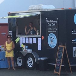 The Rollaway Dog Cafe - The Rollaway Dog Cafe is set up and ready to serve your pups!