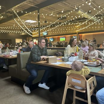 Animales Barbeque Co. - Big seating area, lots of kids there for Saturday lunch! - Barbeque Near Me - Minneapolis, Minnesota