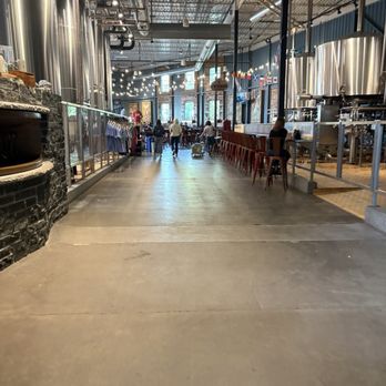 Utepils Brewing - Breweries Near Me - Minneapolis, Minnesota