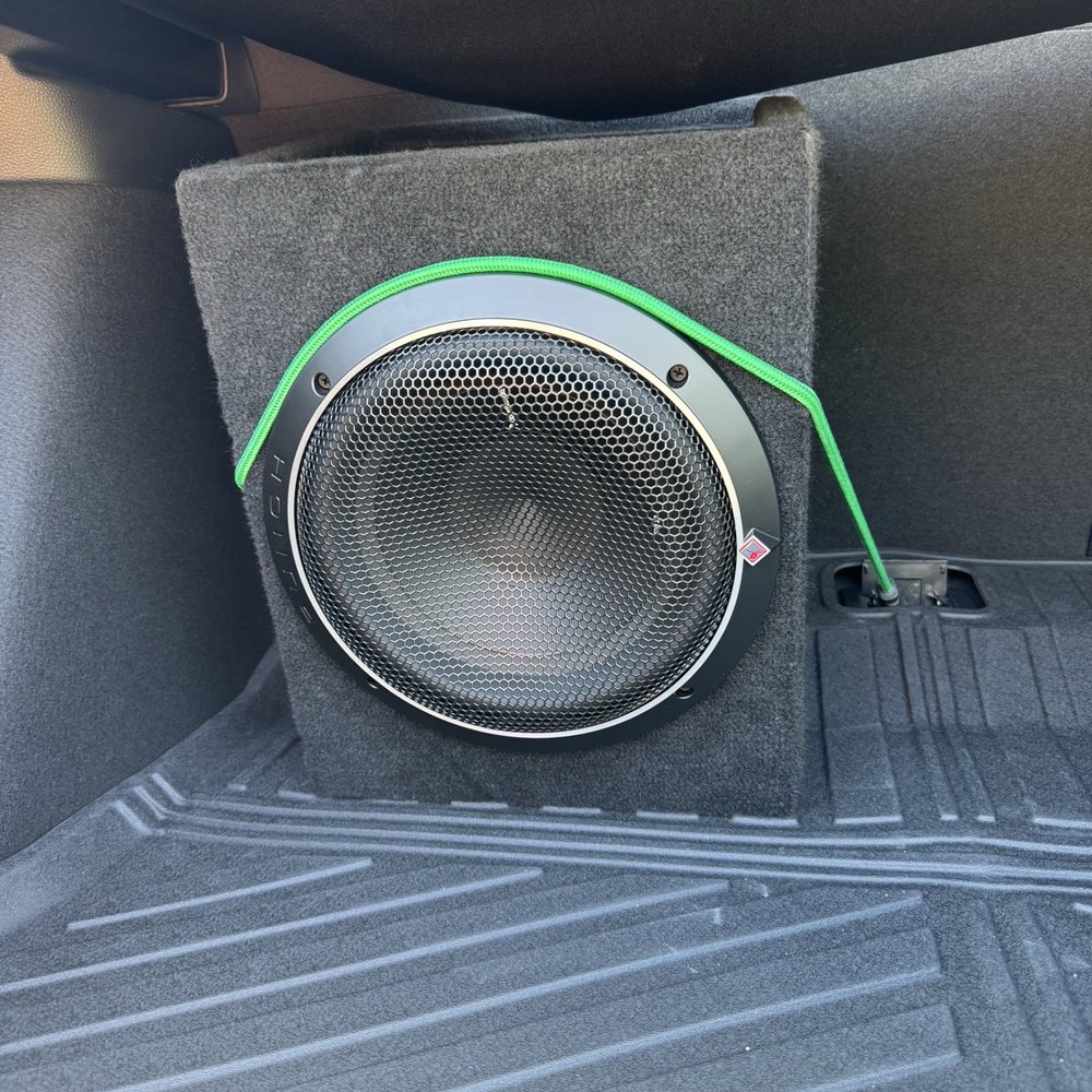 Metro Sound - 10inch sub - Car Stereo Installation Near Me - Huntington Beach, California Metro Sound - 10inch sub - Car Stereo Installation Near Me - Huntington Beach, California